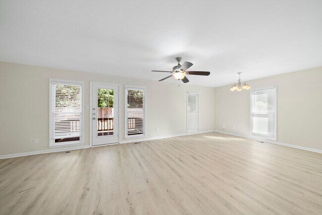 Building Photo - 6108 New Market Way