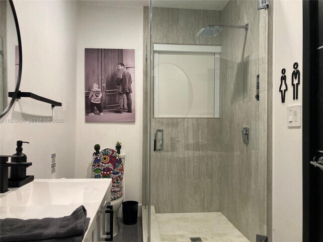 Building Photo - 7524 Mutiny Ave