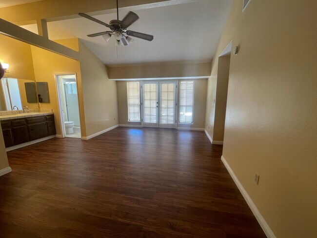 Master Bedroom - 9313 Nickam Ct