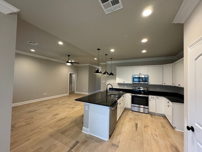 Building Photo - 607 Cabernet Ct