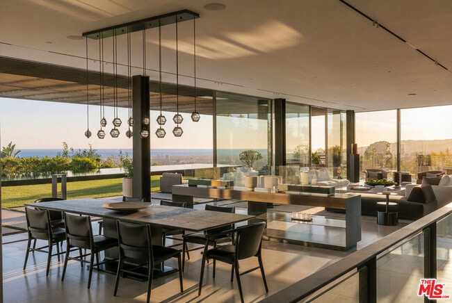 Building Photo - 9344 Nightingale Dr