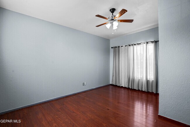 Building Photo - 1325 James Dudley Dr