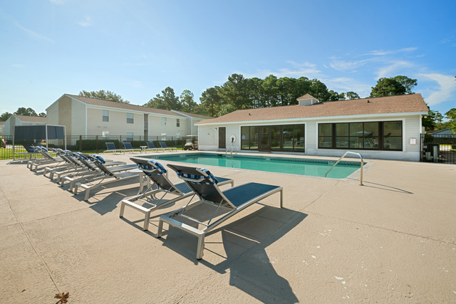 Primary Photo - The Retreat at Hidden Bay Apartment Homes