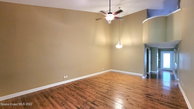 Building Photo - 2577 Sykes Creek Dr