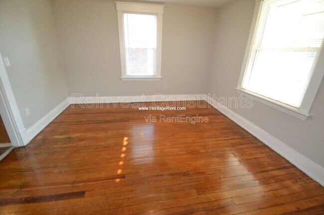 Building Photo - 4423 Greenlee Ave