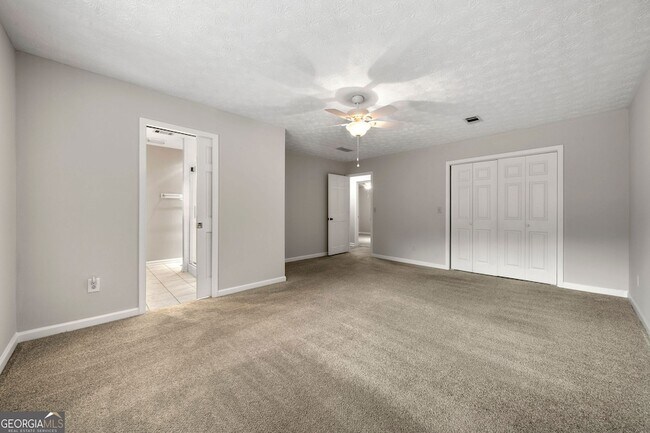 Building Photo - 503 Waterwood Bend
