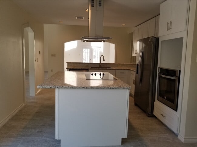 Building Photo - 12139 Gladewick Dr