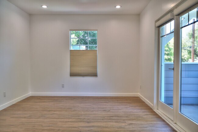 Building Photo - Coming Summer 2025 – Pre-Leasing Now!