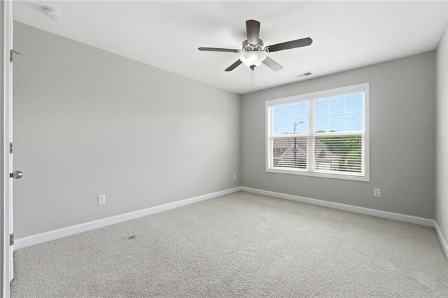 Building Photo - 304 Cochin Dr