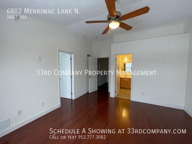 Building Photo - Beautifully Remodeled Maple Grove Townhome!