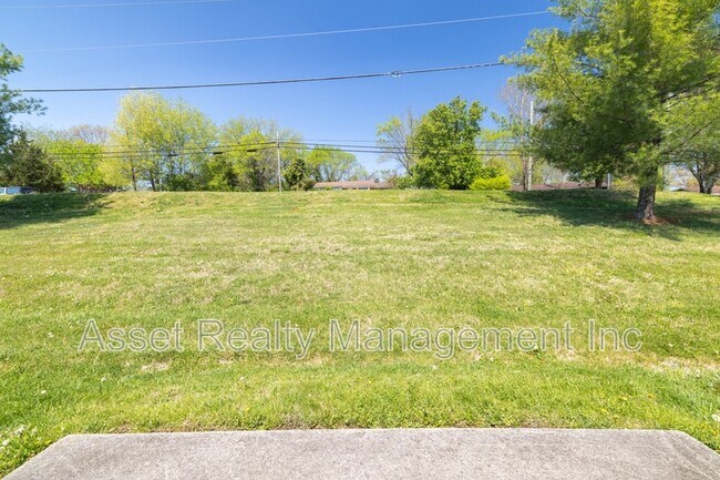 Building Photo - 7037 Wakan Ln