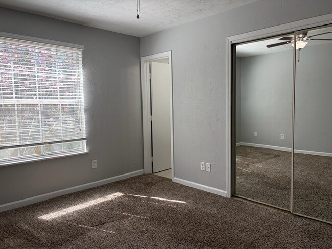 Building Photo - 2913 Riddle Ct