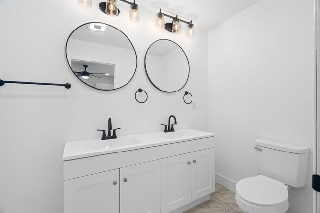 Building Photo - AVAILABLE NOW at a Good Price. 3 Bed 2 Bath FOR LEASE in Pulaski. $1400 Rent.