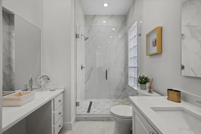 Building Photo - 2057 Futana Way