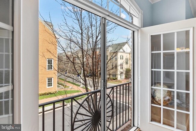 Building Photo - 5187 Brawner Pl