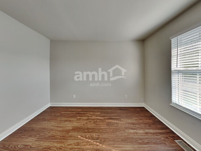 Building Photo - 6377 Beecher Ct