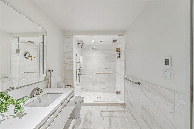 Building Photo - 150 Seaport Blvd