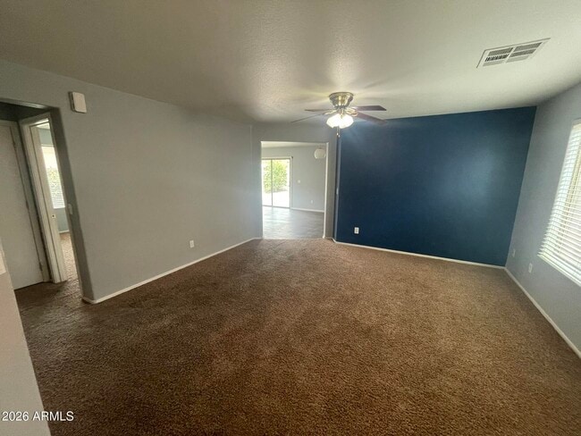 Building Photo - 2090 W Gold Dust Ave