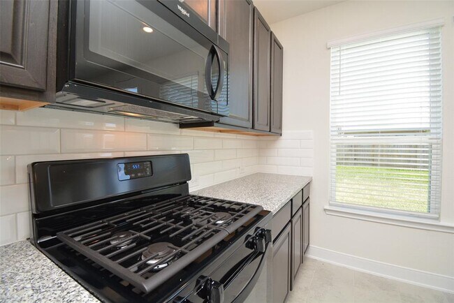 Building Photo - 20711 Westfield Grove Pl
