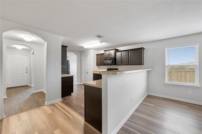 Building Photo - 221 Koontz Lp