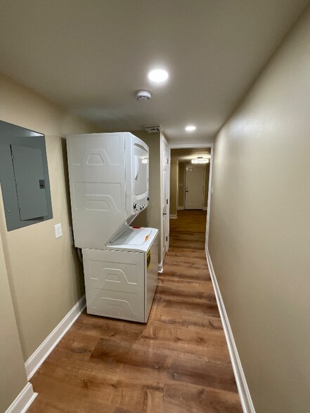 Building Photo - 2135 Delaware Ave