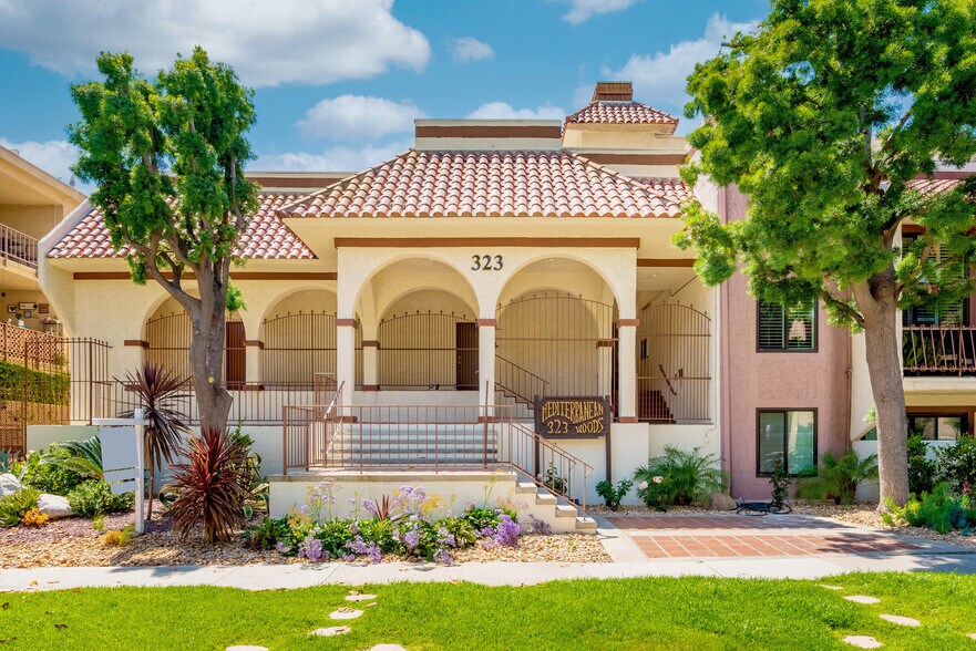 Building Photo - 323 N Jackson St