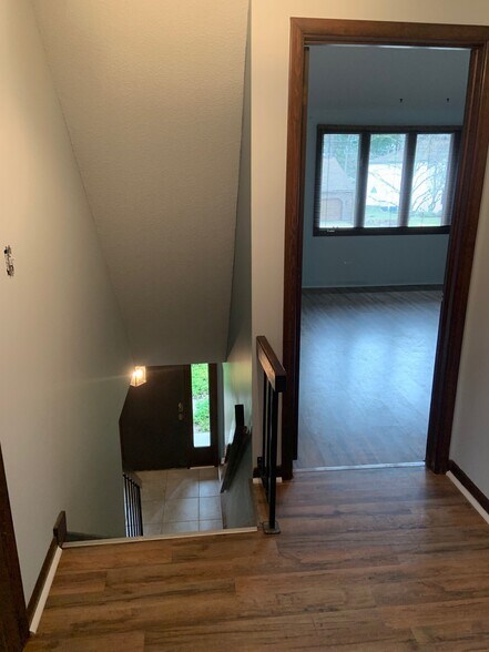 Building Photo - 70 Twilight Ln