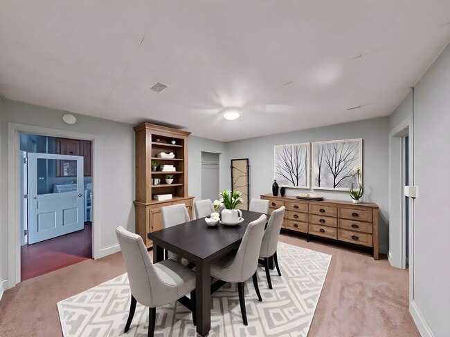 Building Photo - 1369 W Market St