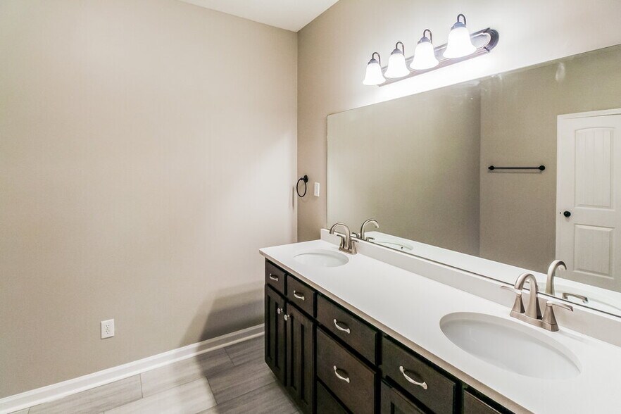 Building Photo - 4254 Markston Dr