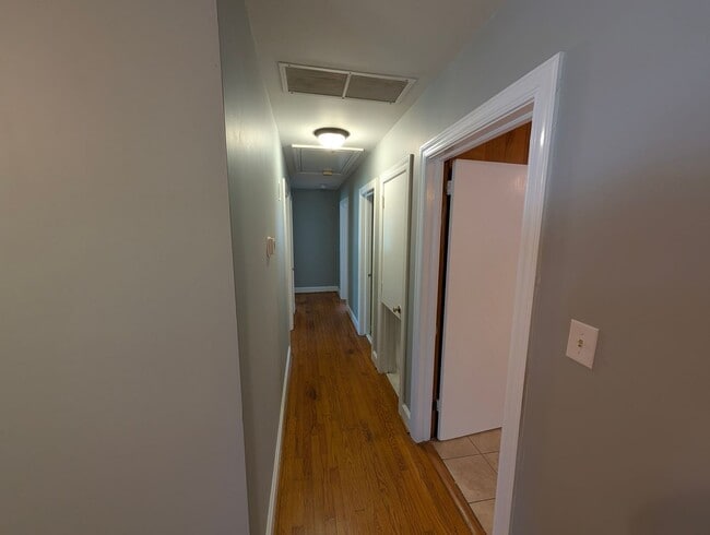 Building Photo - 3 Bedroom, 1.5 Bath Home with HVAC & Fenced Backyard