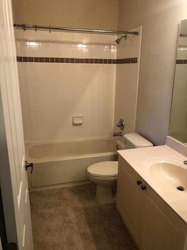 Building Photo - 253 Lake Monterey Cir