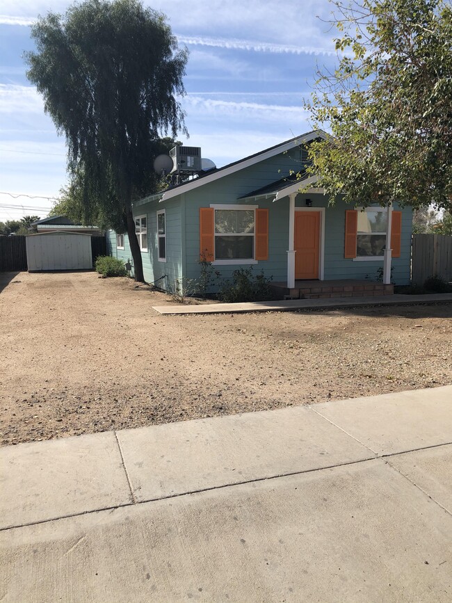 Primary Photo - 1023 E Meadowbrook Ave