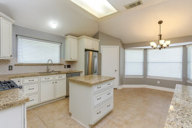 Building Photo - 1110 Cambrian Park Ct