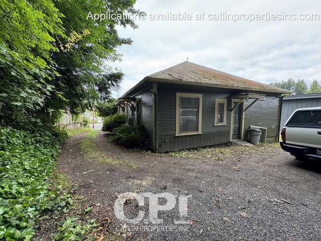 Building Photo - 59 Main St