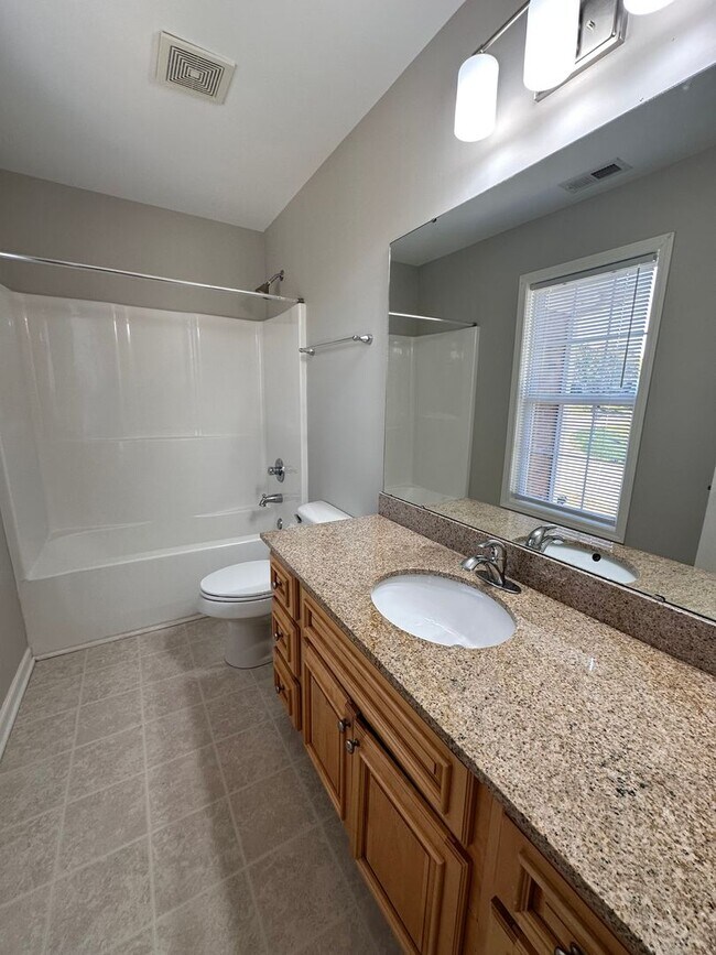 Building Photo - Exclusively Offered By Muse Realty Rentals...