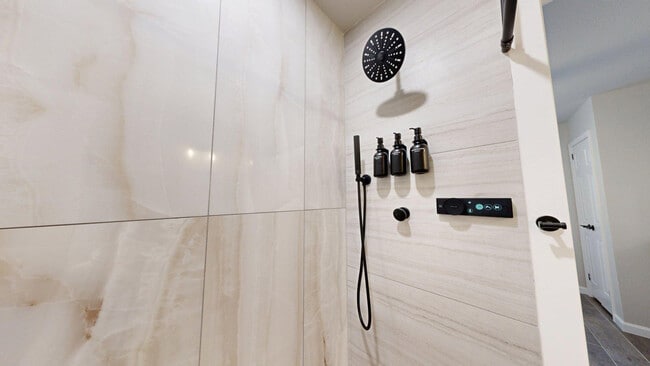 Building Photo - 200 Bucknell Ct