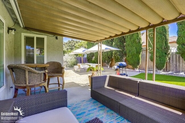 Building Photo - Beautiful 3Bdm 2Ba Home in Oceanside!