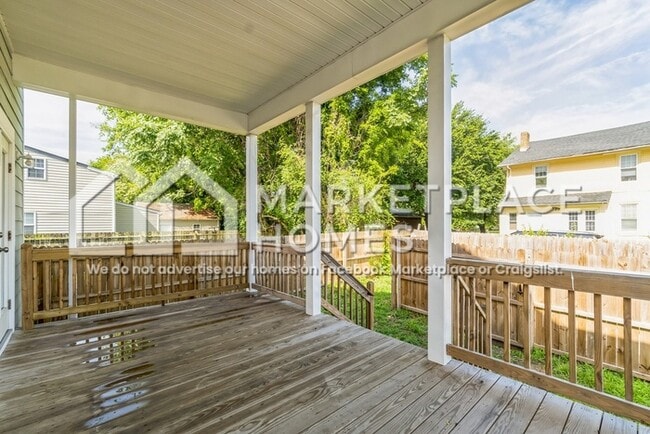 Building Photo - 2529 Tidewater Dr