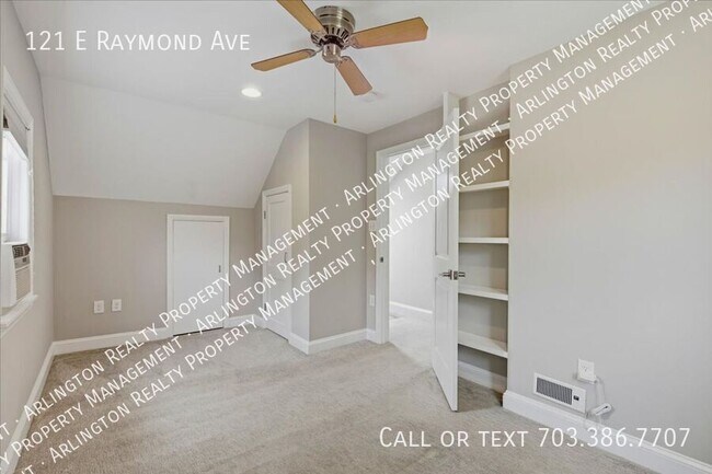 Building Photo - 121 E Raymond Ave