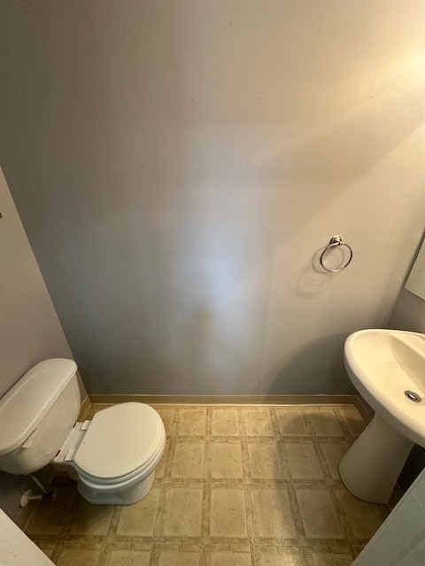 Building Photo - 306 Macleren Dr