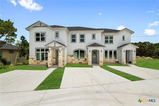 Building Photo - 2820 Puter Creek Rd
