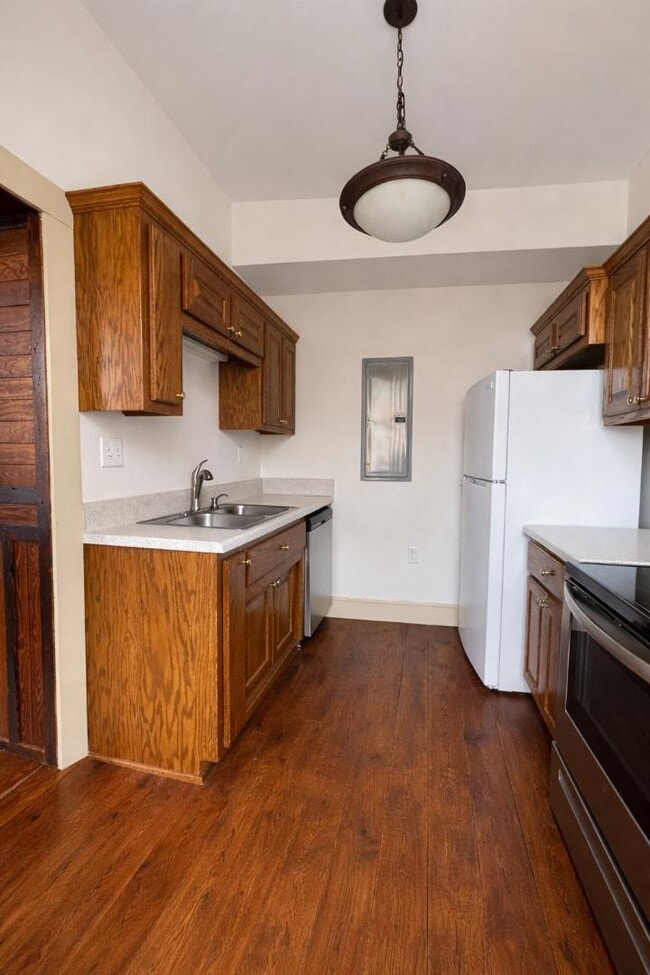 Building Photo - 26 W Old St