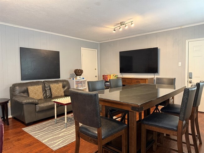 Building Photo - 3411 Linkwood Dr