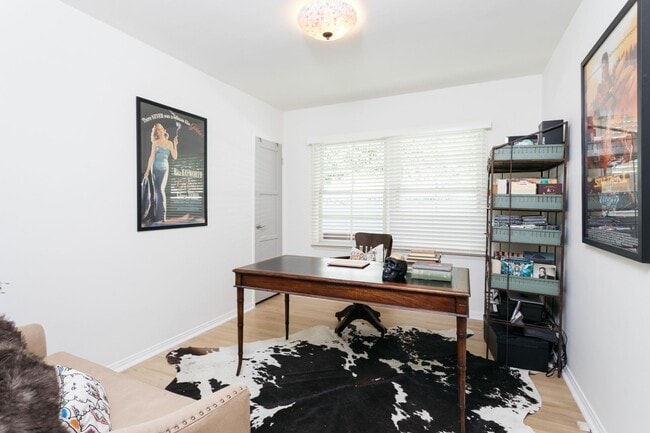 Building Photo - Fully Furnished Hollywood Hills Retreat | Private, Gated, Monthly Rental