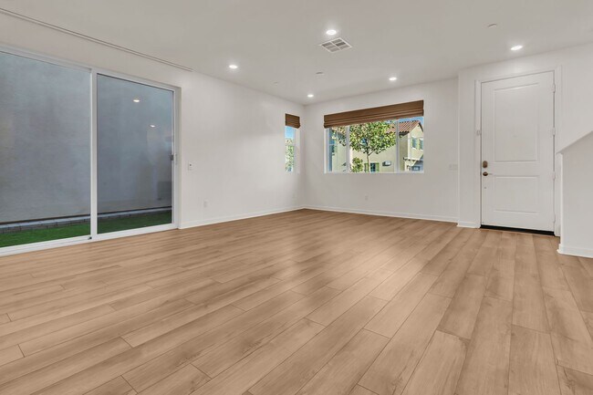 Building Photo - 16162 Juno Way