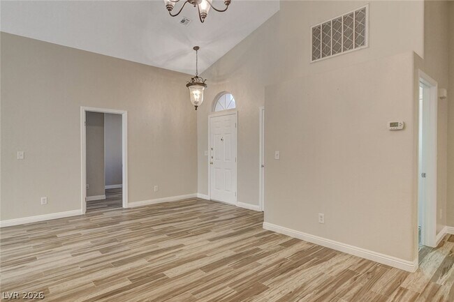 Building Photo - 1331 Frost Flower Dr