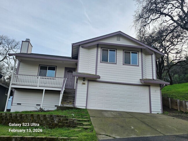 Building Photo - 13019creststreet.is4lease.com