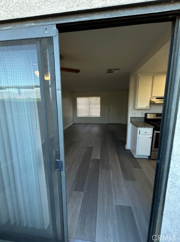 Building Photo - 3231 Triumph Ln