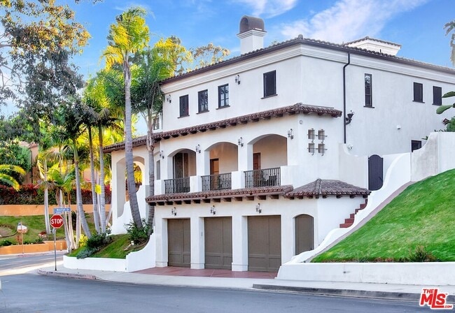 Primary Photo - 3501 Caribeth Dr