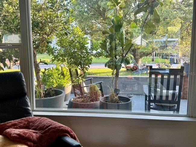 Building Photo - 1815 Barker Dr